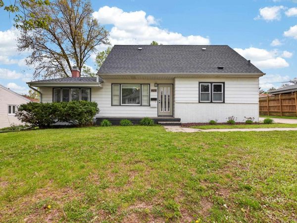 427 Wheeler Drive, Waterloo, IA 50701