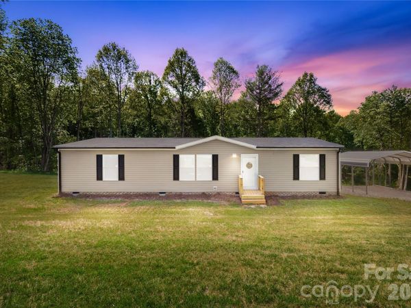 251 Center Lane , Thurmond, NC 28683