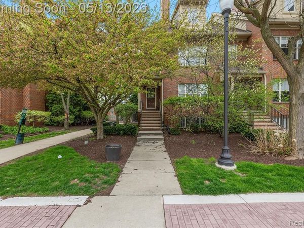 1403 S Main Street, Royal Oak, MI 48067