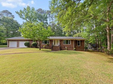102 Olmstead Court, Garner, NC 27529