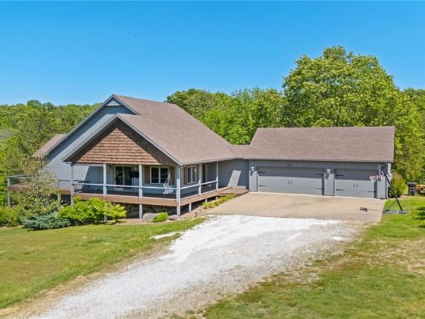 13600 Gooseberry Road, Bentonville, AR 72712