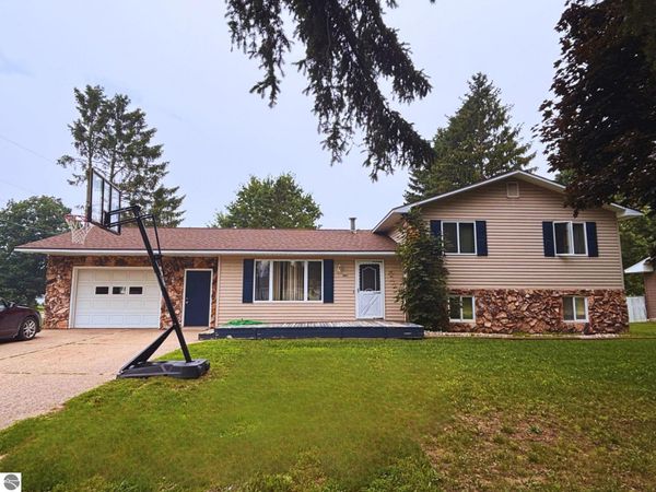 401 Sunnyside Street, Mancelona, MI 49659