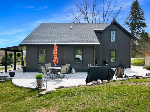 2768 Center Highway S, Suttons Bay, MI 49682