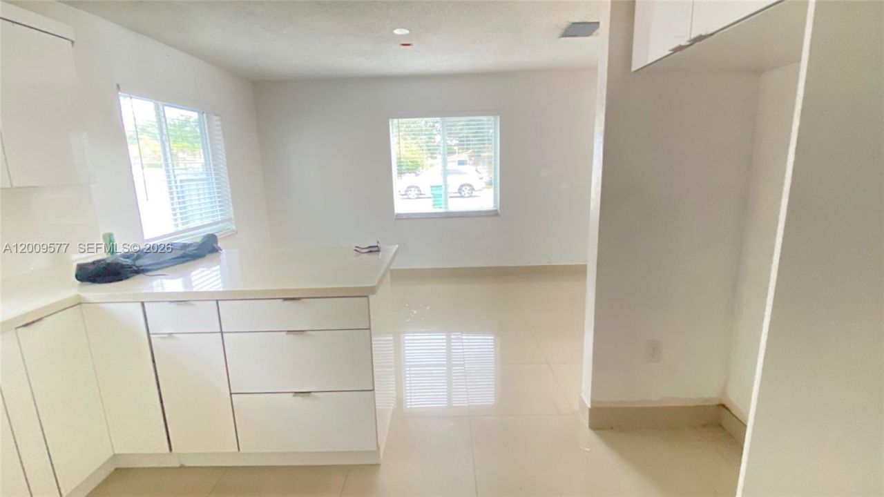 530 NW 99th St , Miami, FL 33150 Photo