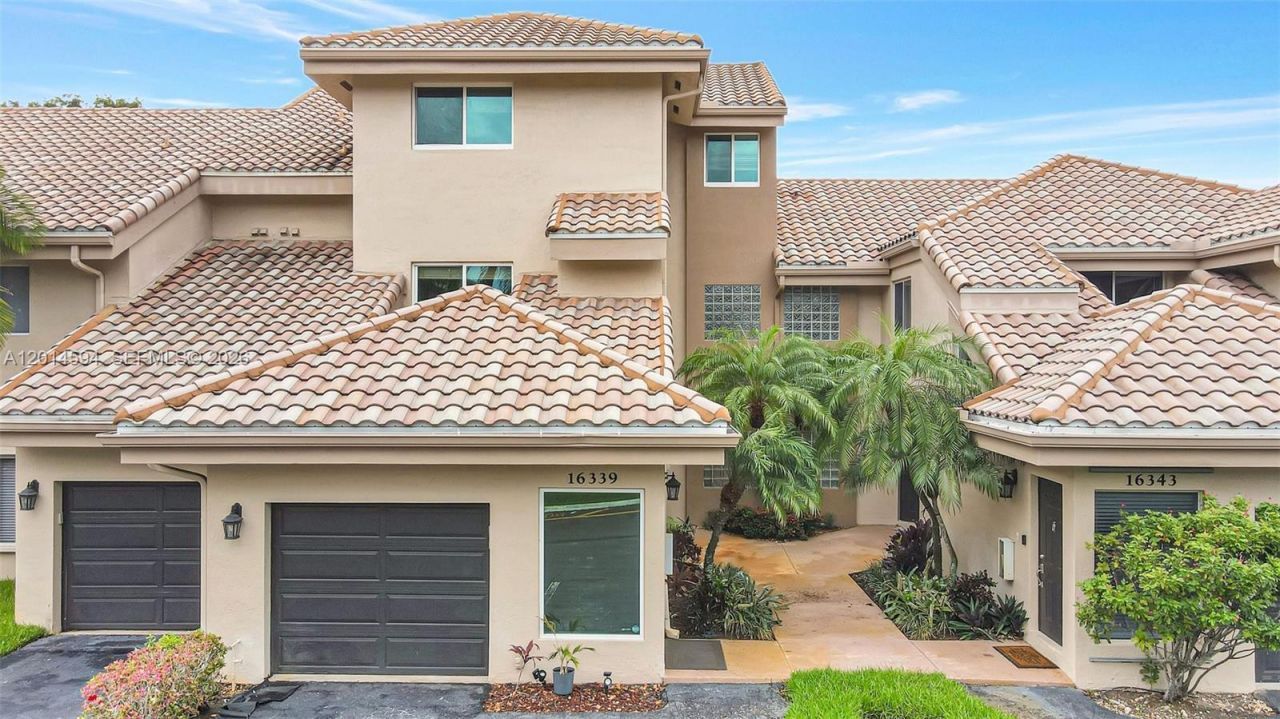 16339 Malibu Dr , Unit 22, Weston, FL 33326 Photo