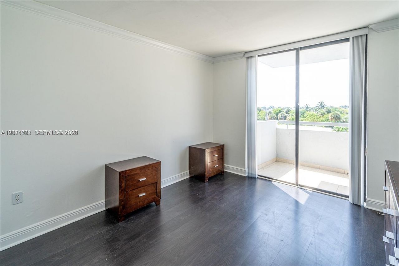 7300 Wayne Ave , Unit 401, Miami Beach, FL 33141 Photo