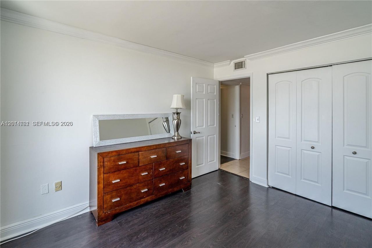 7300 Wayne Ave , Unit 401, Miami Beach, FL 33141 Photo