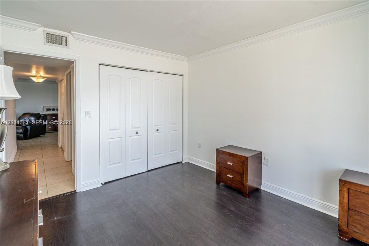 7300 Wayne Ave , Unit 401, Miami Beach, FL 33141 Photo