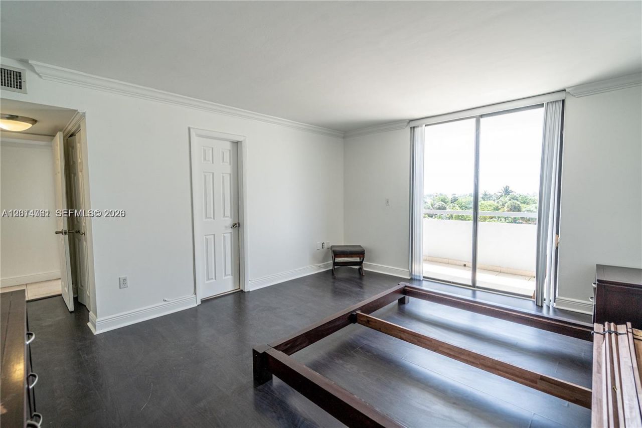 7300 Wayne Ave , Unit 401, Miami Beach, FL 33141 Photo