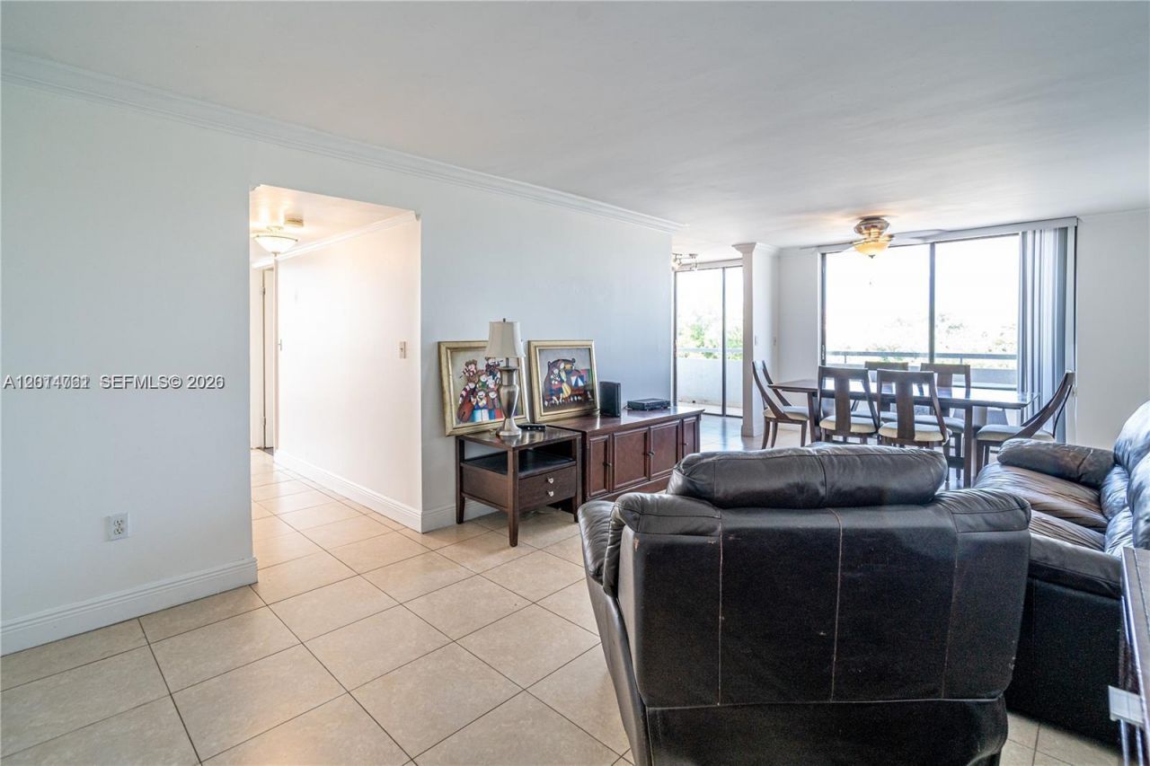 7300 Wayne Ave , Unit 401, Miami Beach, FL 33141 Photo