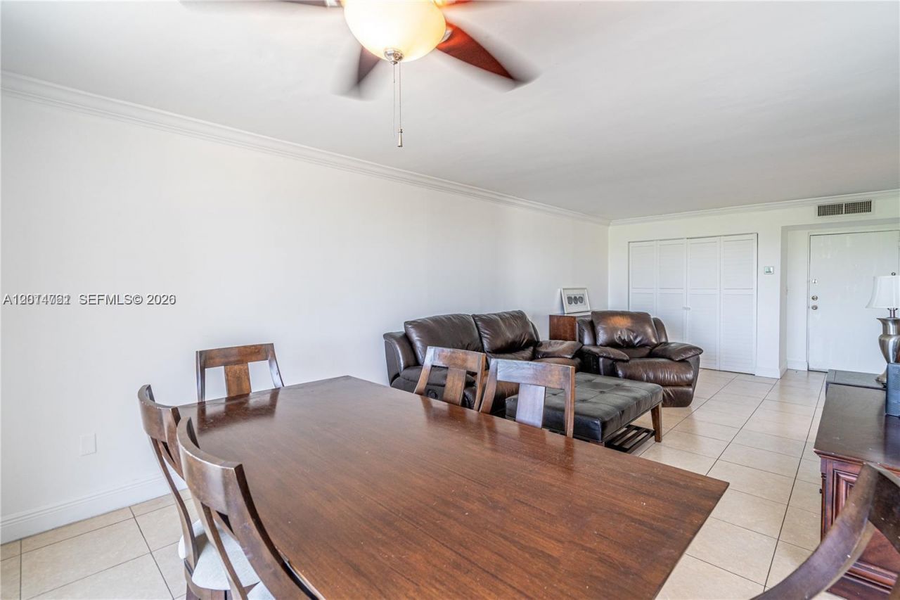 7300 Wayne Ave , Unit 401, Miami Beach, FL 33141 Photo