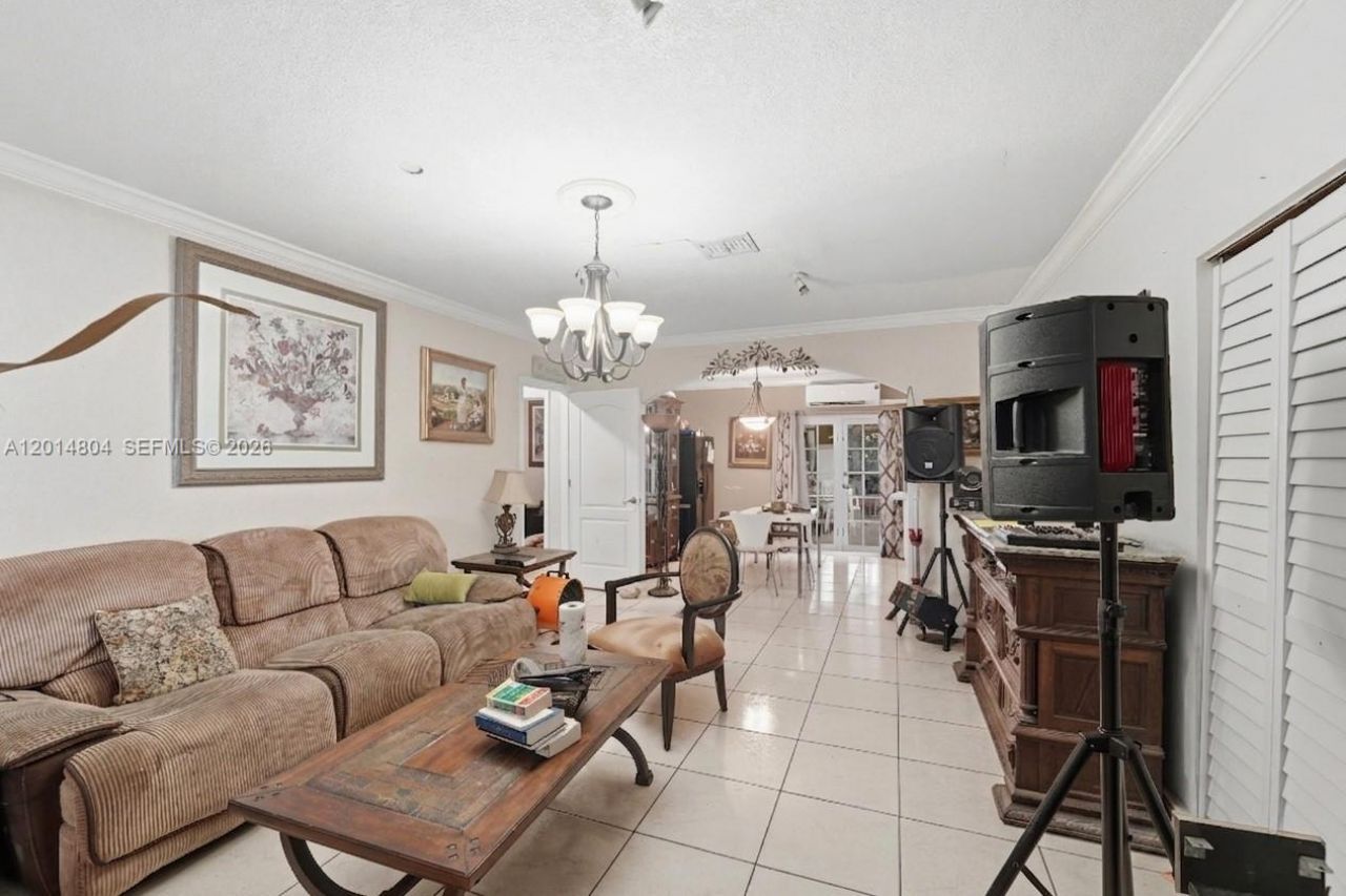 50 SW 58th Ct, Miami, FL 33144 Photo