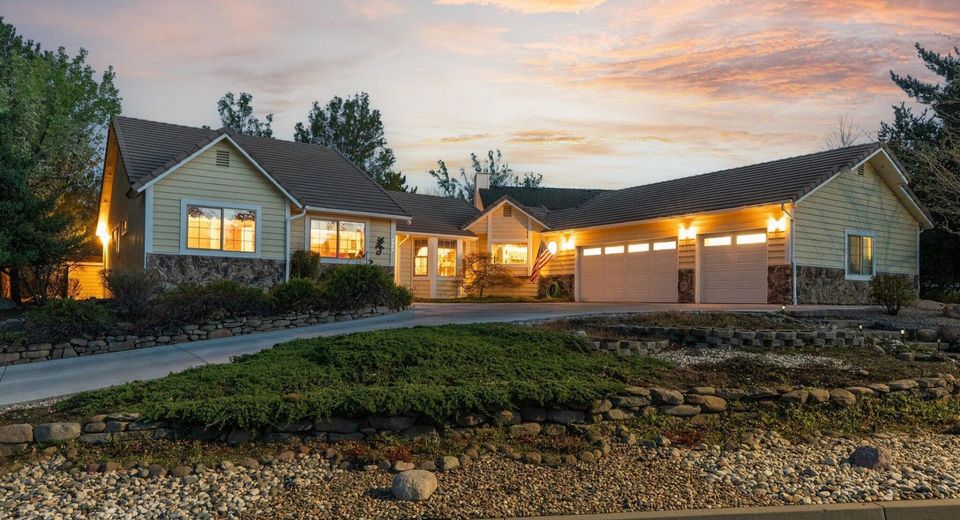 2280 Stowe Drive, Reno, NV 89511 Photo