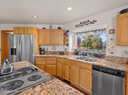 2280 Stowe Drive, Reno, NV 89511 Photo