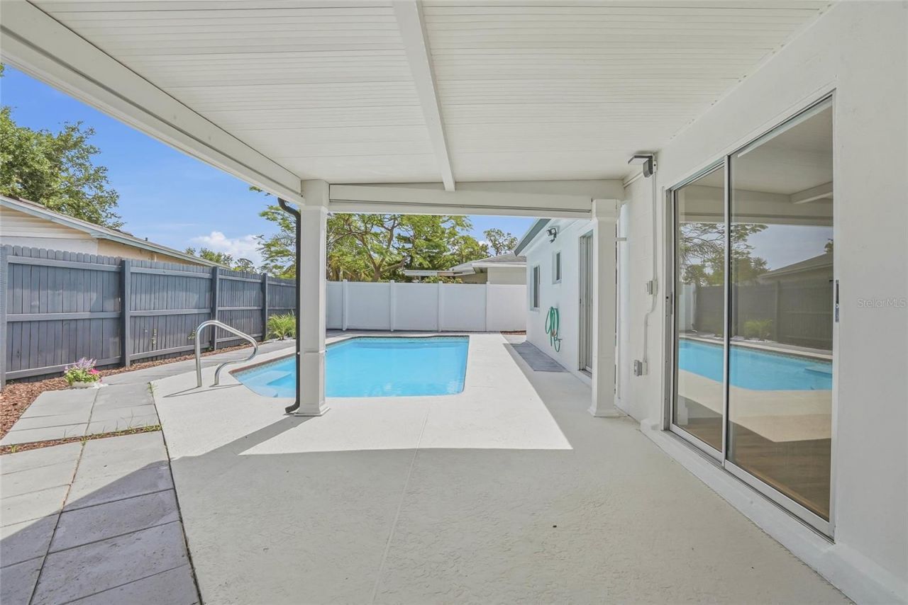 7037 124th Terrace, Largo, FL 33773 Photo