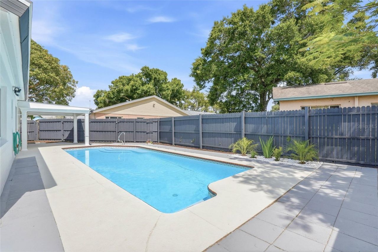 7037 124th Terrace, Largo, FL 33773 Photo