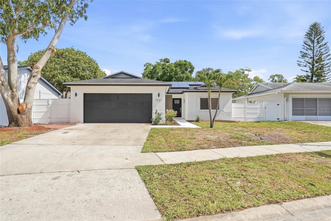 7037 124th Terrace, Largo, FL 33773 Photo