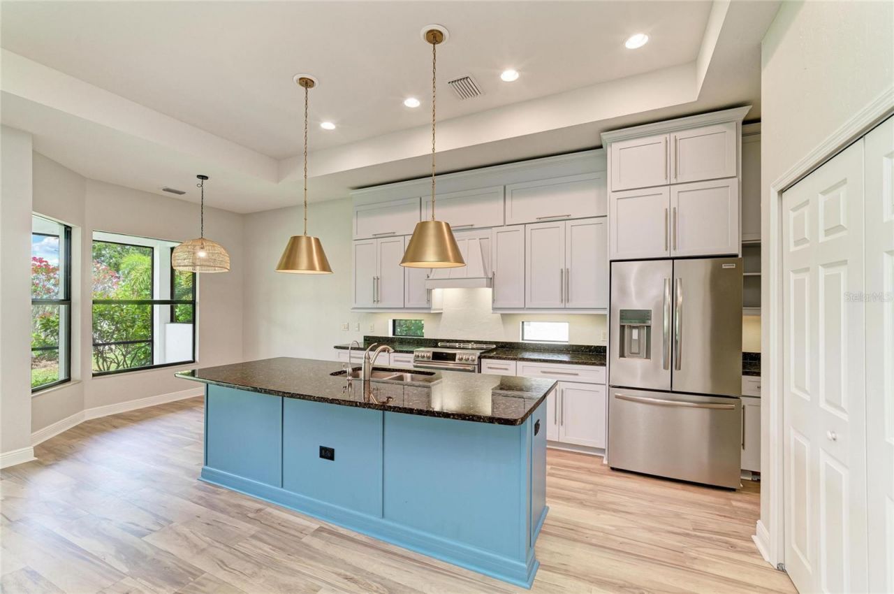 5819 Title Row Drive, Bradenton, FL 34210 Photo