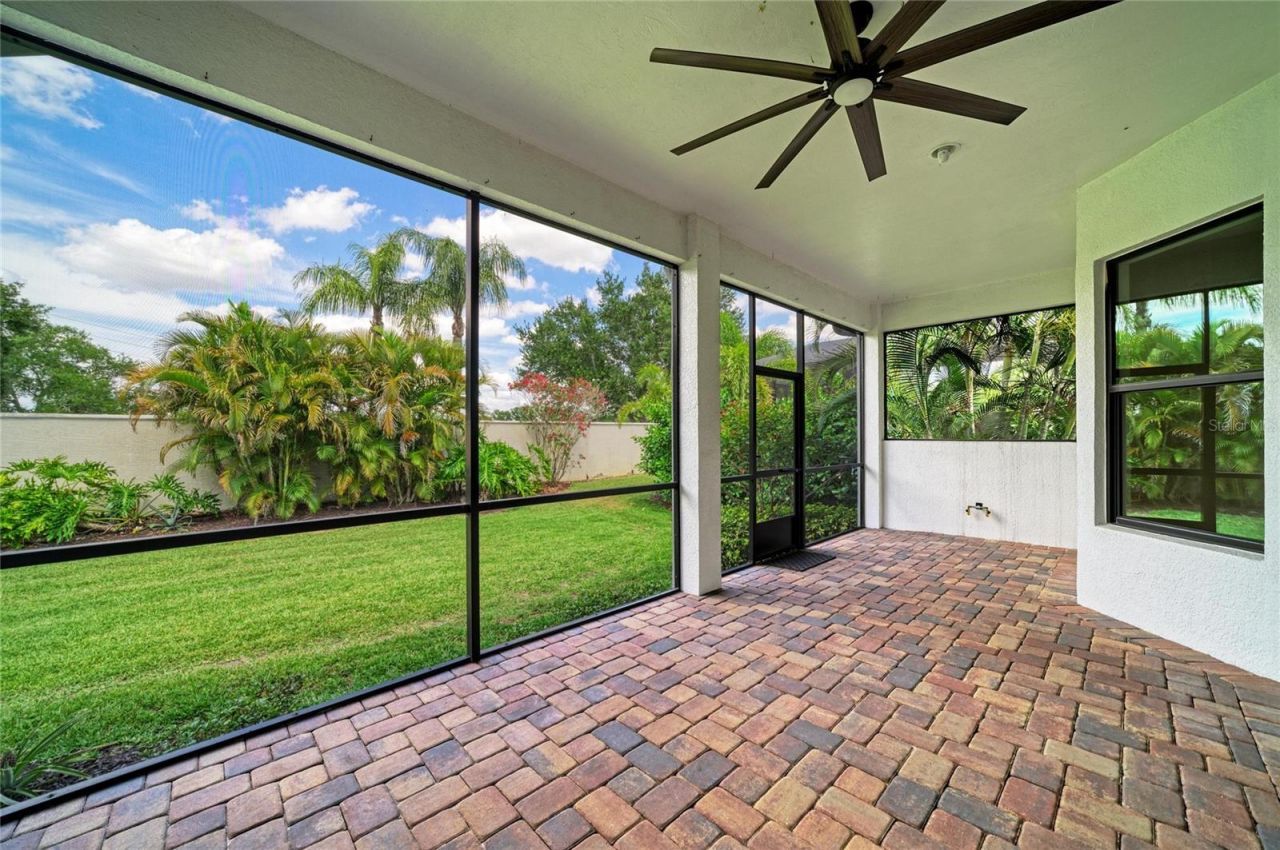 5819 Title Row Drive, Bradenton, FL 34210 Photo