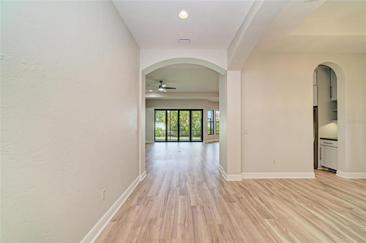 5819 Title Row Drive, Bradenton, FL 34210 Photo