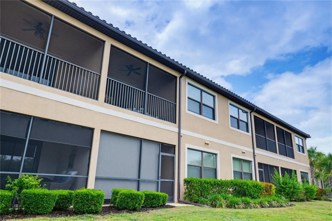 13810 Messina Loop, Unit 203, Bradenton, FL 34211 Photo