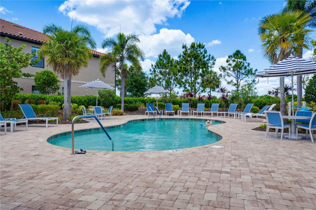 13810 Messina Loop, Unit 203, Bradenton, FL 34211 Photo