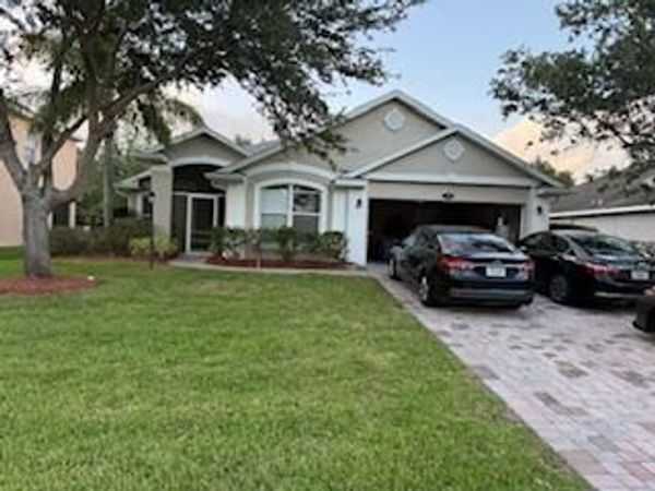 509 N Valencia Cir Circle SW, Vero Beach, FL 32968