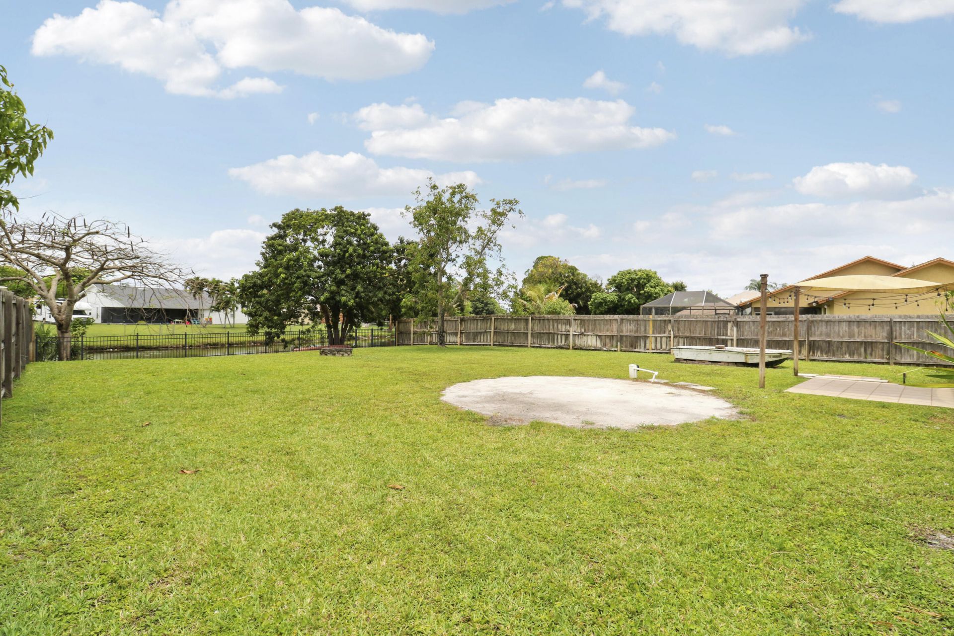 144 Bilbao Street, Royal Palm Beach, FL 33411 Photo