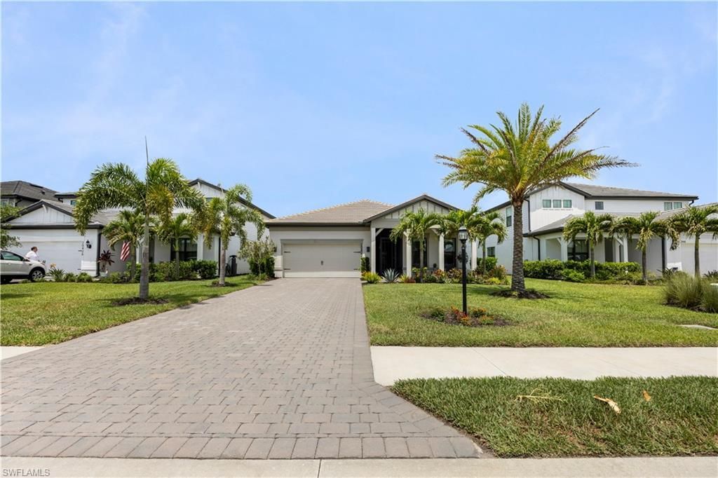 20422 Pebble Glen Dr, Estero, FL 33928 Photo