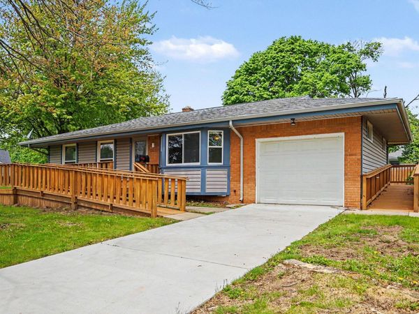 613 Murray Drive, Tecumseh, MI 49286