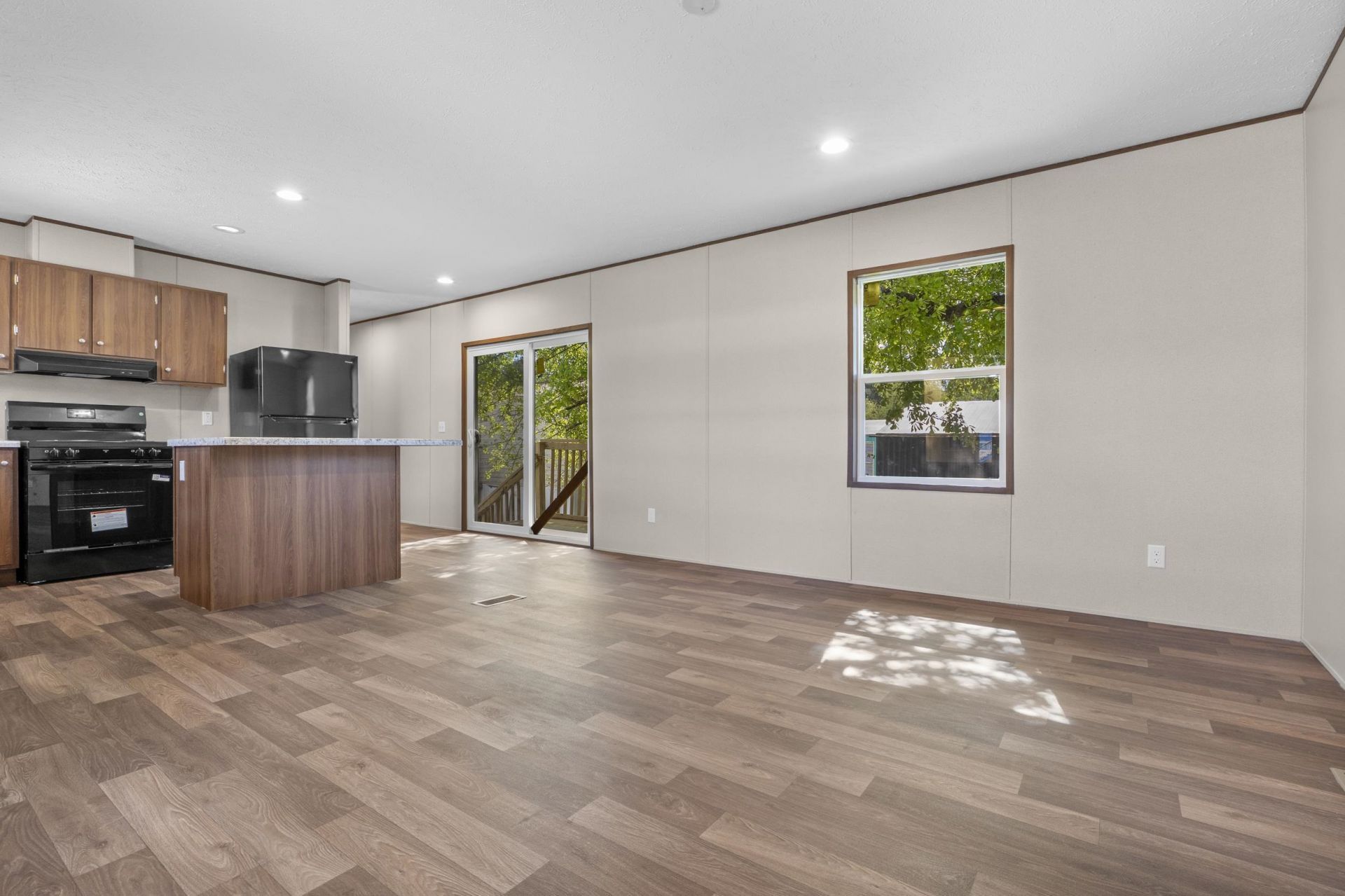 600 Ermine Rd Photo 5