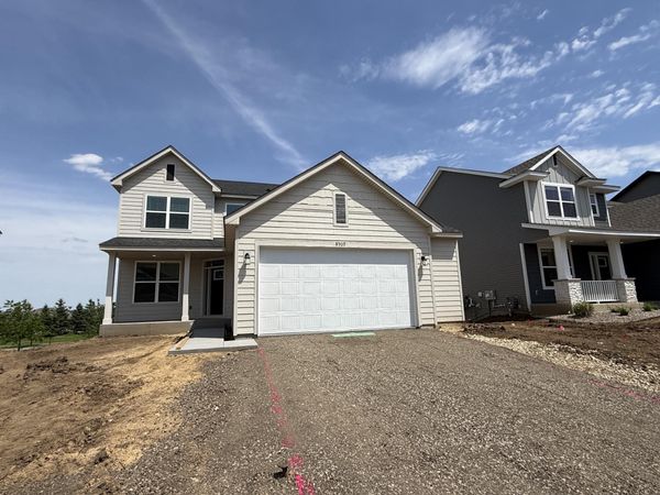 8909 Periwinkle Boulevard, Woodbury, MN 55129