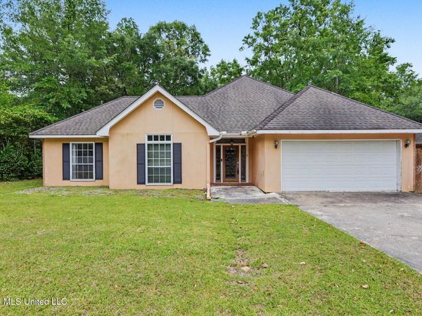 7881 Hilo Way, Diamondhead, MS 39525