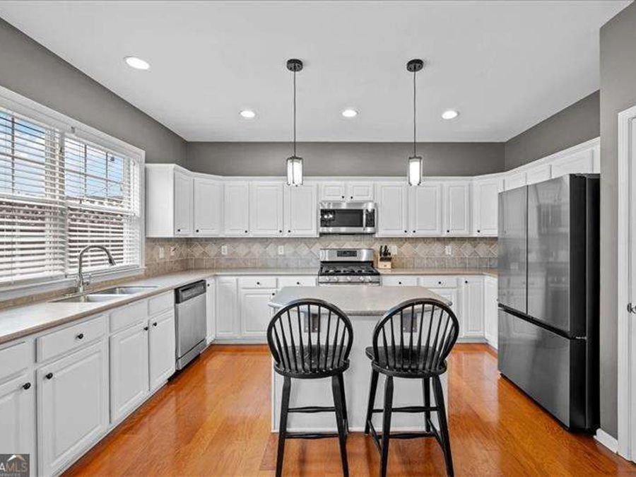 Property Image 8