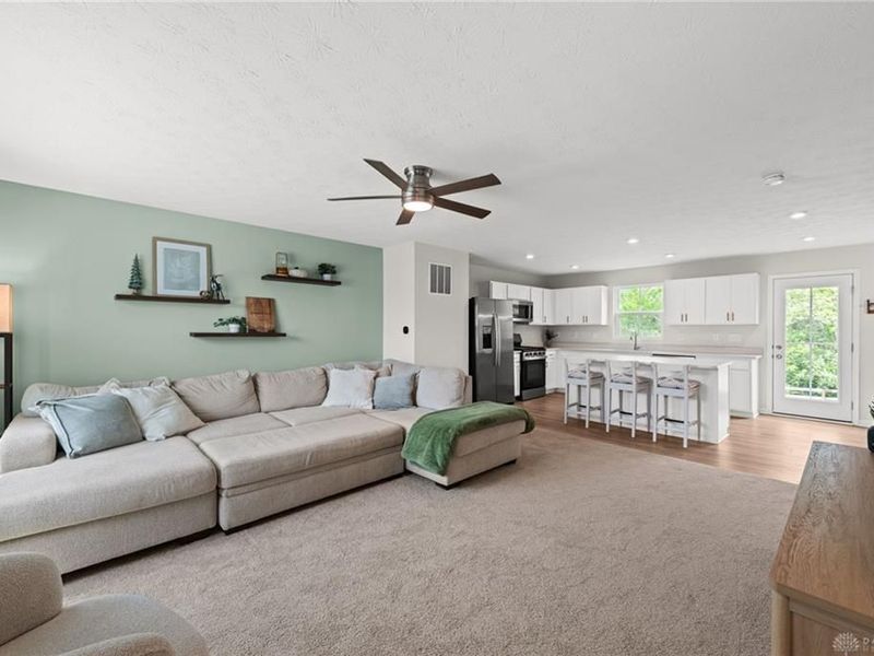 6854 Rivulet Drive, Middletown, OH 45042 Photo 3