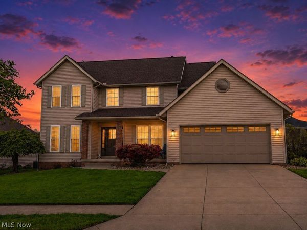 1319 Parkdale Drive, Dover, OH 44622