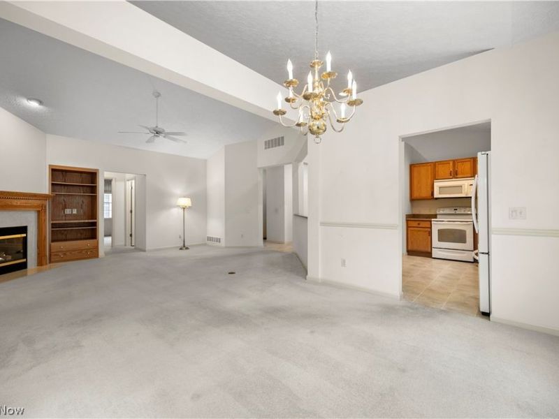 33888 Maple Ridge Boulevard , Avon, OH 44011 Photo 19