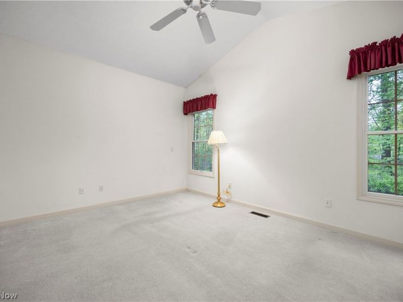 33888 Maple Ridge Boulevard , Avon, OH 44011 Photo 31