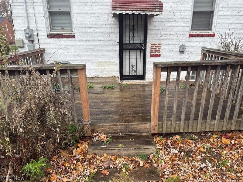 17316 Throckley Avenue, Cleveland, OH 44128 Photo 16