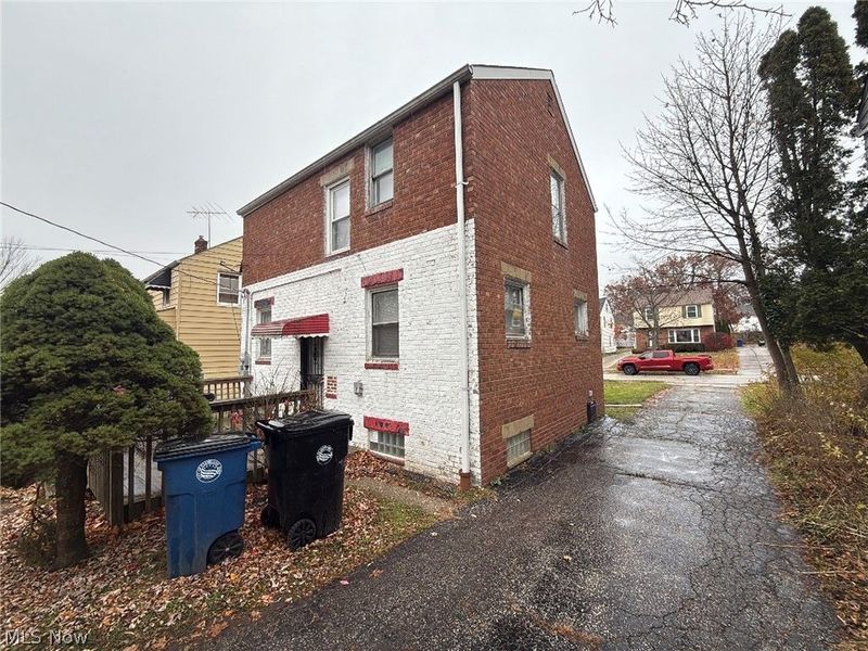 17316 Throckley Avenue, Cleveland, OH 44128 Photo 18