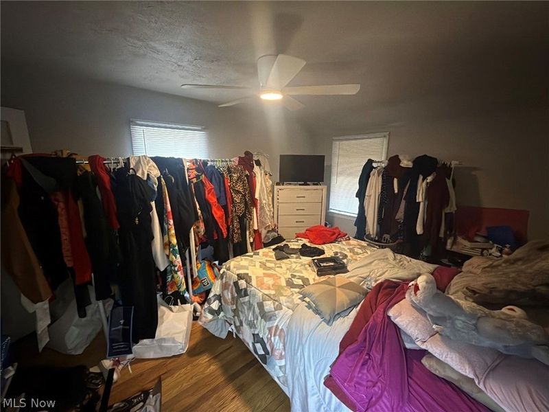 17316 Throckley Avenue, Cleveland, OH 44128 Photo 6