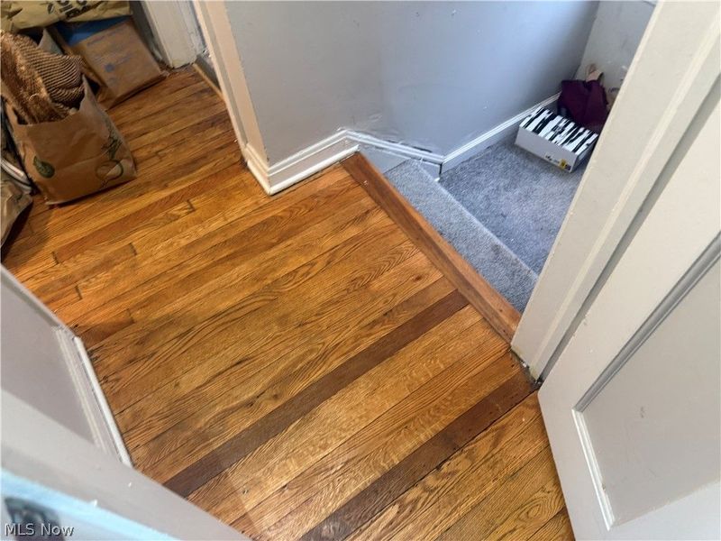 17316 Throckley Avenue, Cleveland, OH 44128 Photo 7