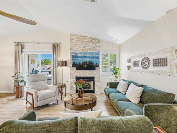 556 Yacht Harbor Drive , Unit 203, Las Vegas, NV 89145