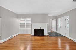 512 Carrison Street  photo 4