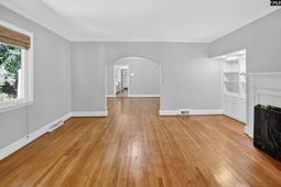 512 Carrison Street  photo 4