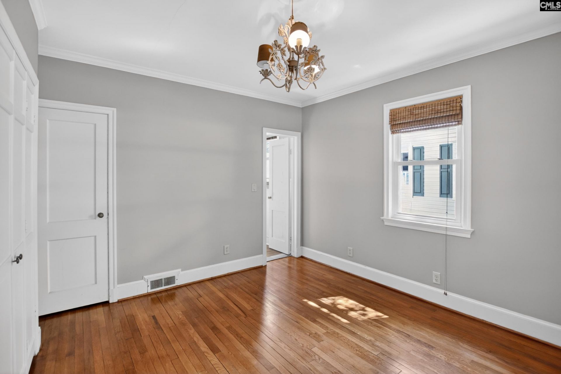 512 Carrison Street  Photo 9