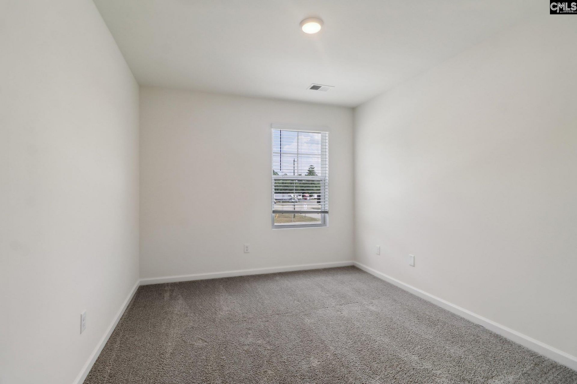 212 Ruby Prince Way Photo 24
