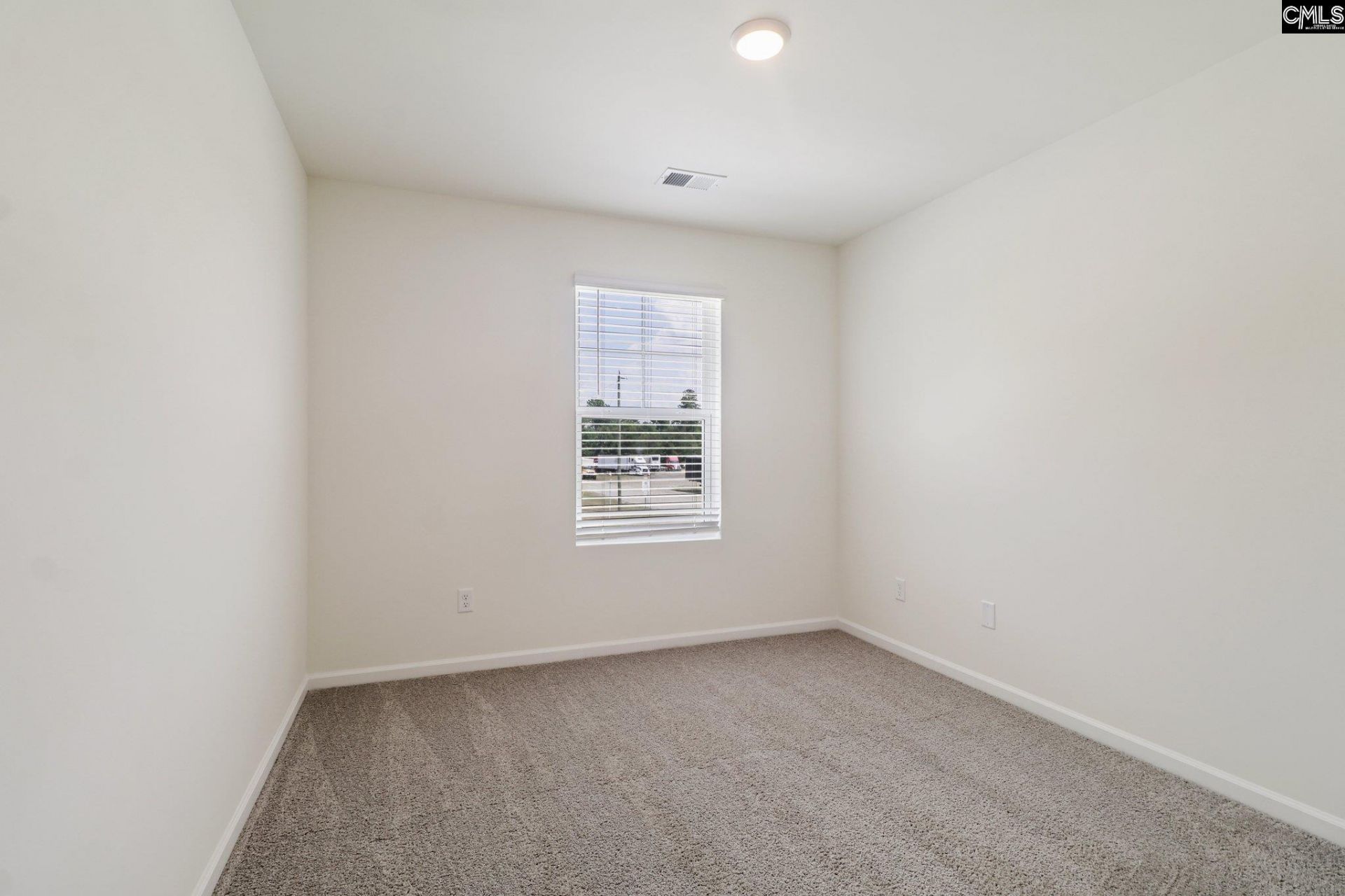 212 Ruby Prince Way Photo 27