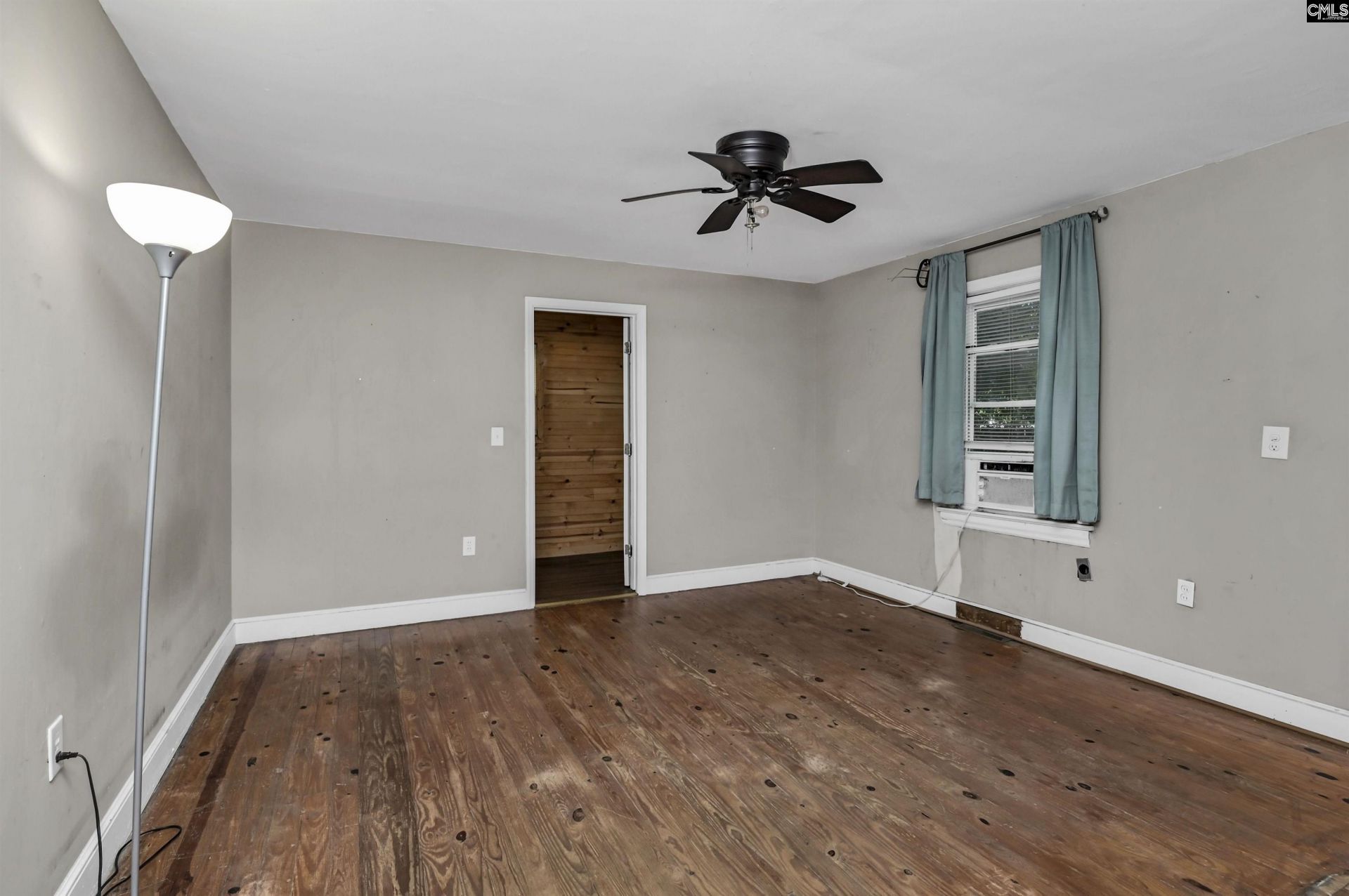 1709 D Avenue Photo 16
