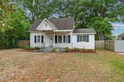 1709 D Avenue photo 4